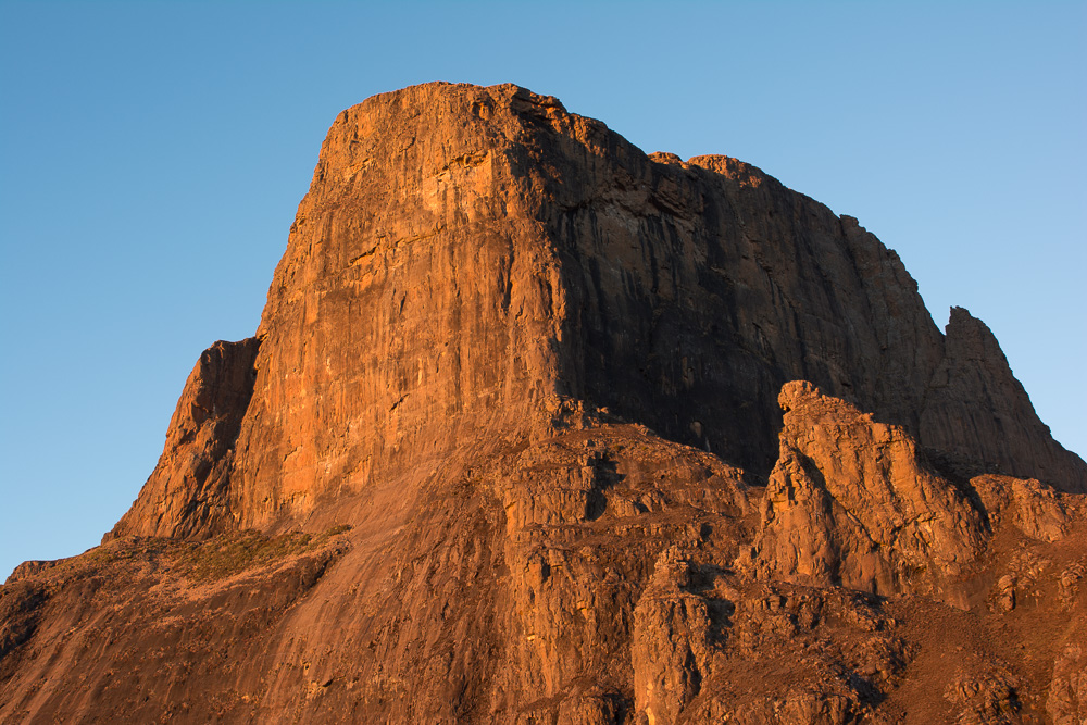 Sunrise at Sentinel Peak in the Drakensburg